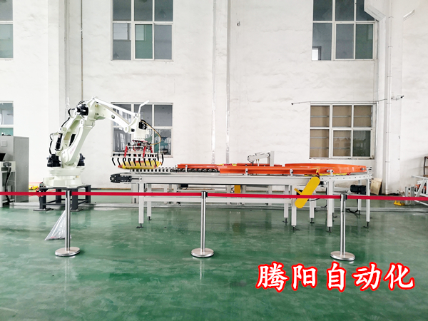 全自動(dòng)碼垛機(jī)器人廠家講解碼垛機(jī)器人的特點(diǎn)